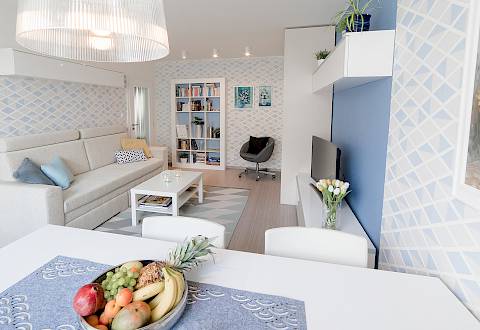 Návrh obývacího pokoje s jídelním koutem v panelovém bytě - Velká Bíteš